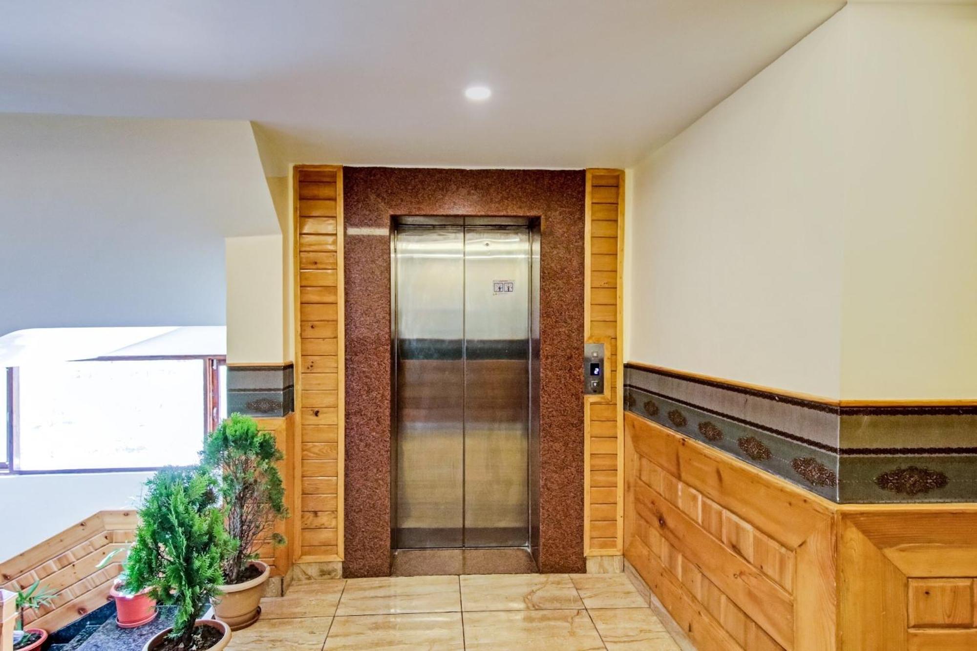 Townhouse Oak Rohtang Heights 호텔 마날리 외부 사진